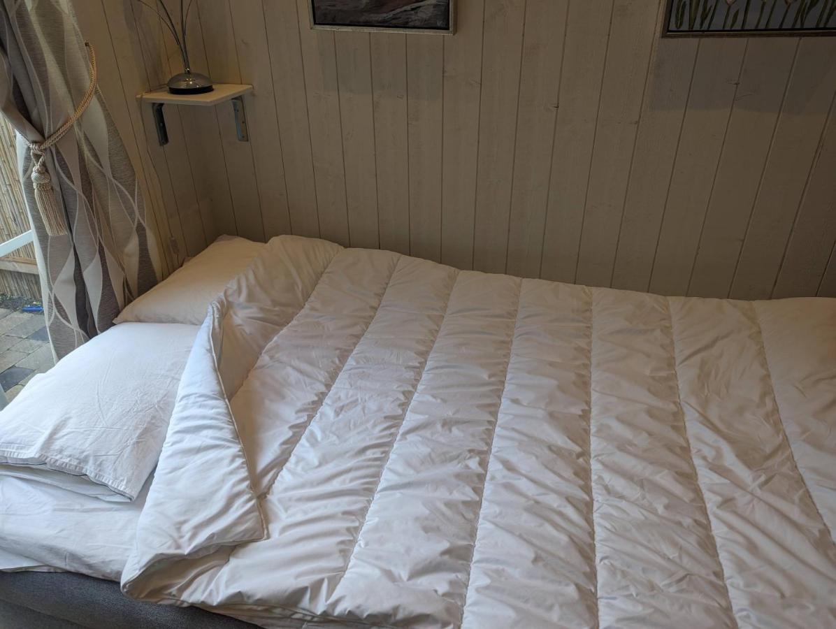 Cute Little Cottage In Hoellviken Екстериор снимка