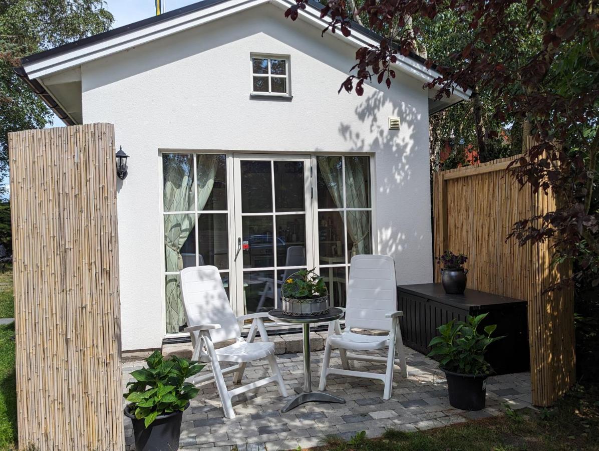 Cute Little Cottage In Hoellviken Екстериор снимка